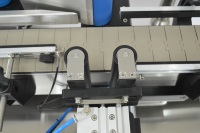 Machine d'étiquetage semi-automatique électrique pour bouteilles, canettes et bocaux ronds, 220V, pour emballages alimentaires en verre et plastique