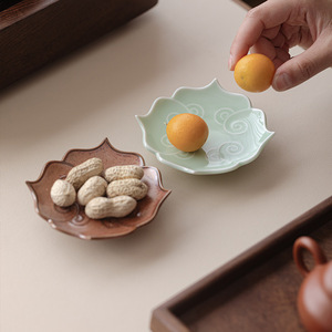 Guanlan <b>Ceramics</b> Flower Shape Porcelain Tea And Snack <b>Plate</b> For Party Fruit Platter - Product Image 2