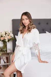 Nuovo arrivo <span class=keywords><strong>Sexy</strong></span> abiti da <span class=keywords><strong>sposa</strong></span> in raso e damigella alla moda al ginocchio con pizzo sulla manica taglie forti termiche - Product Image 3