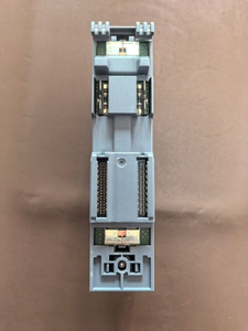 CPU Redundante de Alto Rendimiento 6ES7513 1RM03 0AB0, 600KB de Programación/2.5MB de Datos, PROFINET, 2 Puertos de Control para Sistemas Automatizados Críticos - Product Image 1