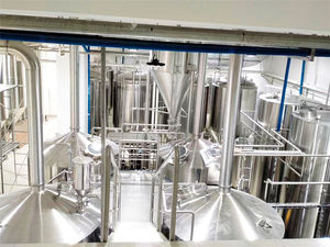 Équipement industriel de <span class=keywords><strong>brasserie</strong></span> de bière Système tout-en-un complet 2000L-10000L Capacité de machines 4000L pour la production en usine - Product Image 4
