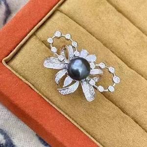 Anillo de Plata Pura S925 con Perla Negra Verde Pavo Real, Diseño de Grifo Impecable de 10-9 mm, Incrustación de Oficina, Número Único, Regalo Exclusivo - Product Image 2