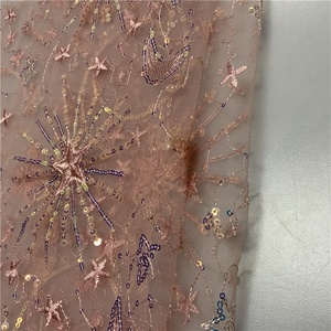 Thiết Kế Giá Rẻ Thiết Kế Màu Hồng Trang Trí Hoa Sequin Thêu Đính Cườm Tulle Vải Lưới Vải - Product Image 2