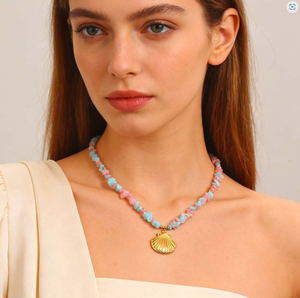 Collana con Ciondolo a Conchiglia Naturale Irregolare in Cristallo, Stella Marina Dorata e Conchiglia di Capasanta, Regalo per Ragazza Surfista - Product Image 4