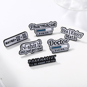 Vente <span class=keywords><strong>en</strong></span> gros de diverses broches de mots pour les médecins et les amateurs de mathématiques, bijoux <span class=keywords><strong>en</strong></span> alliage métallique - Product Image 1