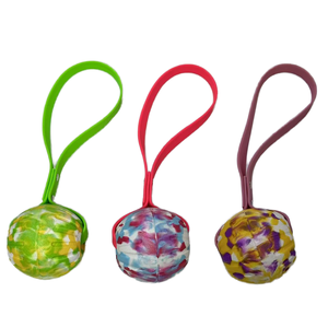 Jouets à mâcher interactifs pour chiens en mousse EVA durable et écologique, balle de 7 cm avec corde, style moderne, motif uni, pour l'exercice en extérieur - Product Image 1