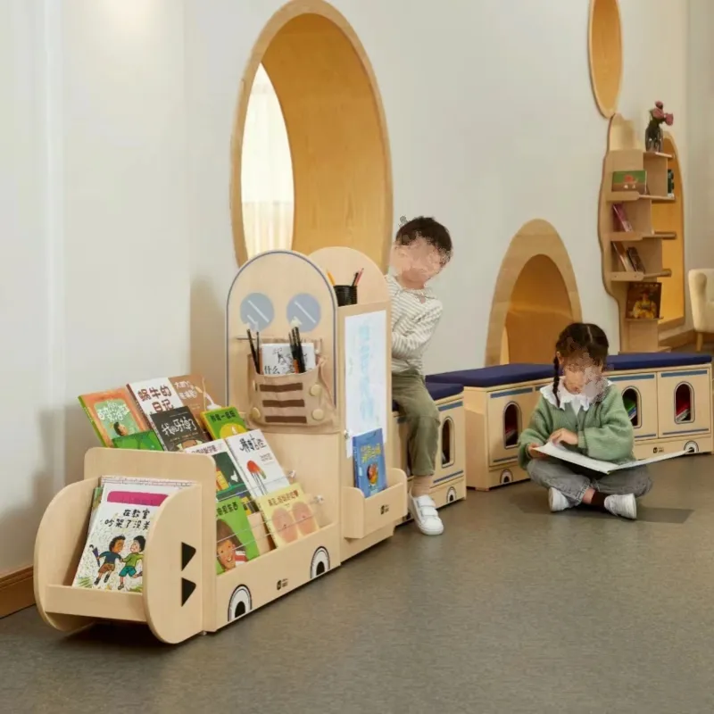 Chiquitos Kinder Holzmöbel-Set Zug Buchschrank Unterstützung Anpassung Kindergarten Montessori-Möbel Kindertagesplan
