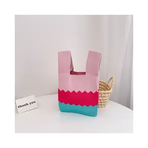 2024 New fashion luxury Floral pattern mini purse Ladies Tote Cute knit tote bag