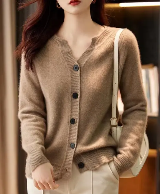 2023 हॉट बिक्री थोक अनुकूलन महिला महिला स्वेटर ऊन कश्मीरी अलका बुना हुआ कार्डिगन स्वेटर फैशन अवकाश
