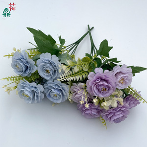 Bouquet de roses en soie, petits bouquets de fleurs artificielles pour la décoration extérieure et intérieure, style moderne, réutilisable - Product Image 4
