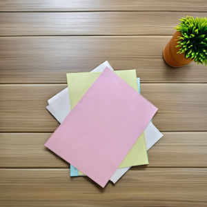 Papier autocopiant 787mm*1092mm pour impression de formulaires continu sur ordinateur, options multicolores, 2 à 6 plis CB CFB CF - Product Image 1