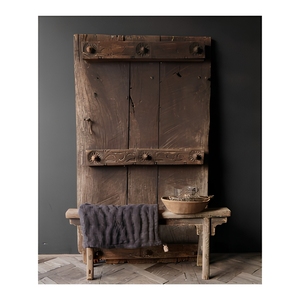 Porte en bois massif sculptée à la main, style antique, design vintage, motifs sculptés, pour la décoration de la maison ou des restaurants. - Product Image 1