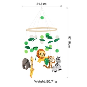 Móvil <span class=keywords><strong>de</strong></span> Fieltro y Madera Estilo Nórdico con Animales para Cunas y Carriolas, Juguete Colgante para Bebés, Desarrollo <span class=keywords><strong>de</strong></span> la Coordinación Mano-Ojo - Product Image 6