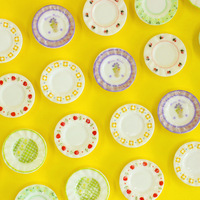 Assiettes et plats ronds miniatures en résine à la mode pour maison de poupée, accessoires de cuisine miniature, technique de moulage, marque ML