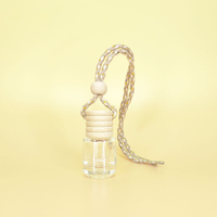 Vente en gros de flacons diffuseurs de parfum pour voiture en verre miniatures de 5 ml, 8 ml, 12 ml, avec cordon de suspension, bouchon couronne, impression sérigraphique de luxe