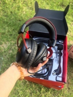 Casque de jeu sans fil HyperX Cloud III, connexion 2,4 GHz, faible latence (<30 ms), audio spatial DTS, commandes tactiles, mémoire