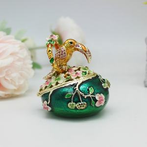 SHINNYGIFTS Guangdong от производителя, изящная Оловянная коробка для брелок с птицами, металлическая эмаль для украшения дома - Product Image 1