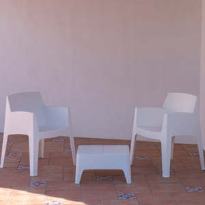 Minimalist Design-Recycled <b>Plastic</b> Silln and Exterior <b>Table</b> Eco-Friendly Outdoor <b>Garden</b> Furniture Set - Product Image 1