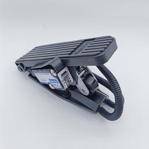 แป้นคันเร่ง Sa F3-152-341 สำหรับรถยกไฟฟ้า CQD16-20S คันเร่งควบคุมด้วยระบบอิเล็กทรอนิกส์ - Product Image 1