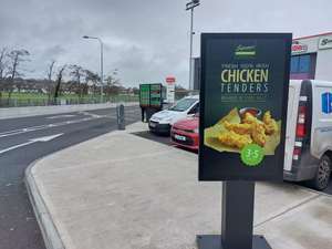 Pantalla de menú al aire libre Drive Thru, quioscos táctiles de <span class=keywords><strong>publicidad</strong></span>, tablero de menú de visualización de precio de pie ultrafino para pedidos de <span class=keywords><strong>Mcdonalds</strong></span> - Product Image 6