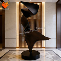 Sculpture métallique abstraite sur mesure de grande taille, art moderne pour jardin extérieur, statue en acier inoxydable pour la décoration paysagère de villa