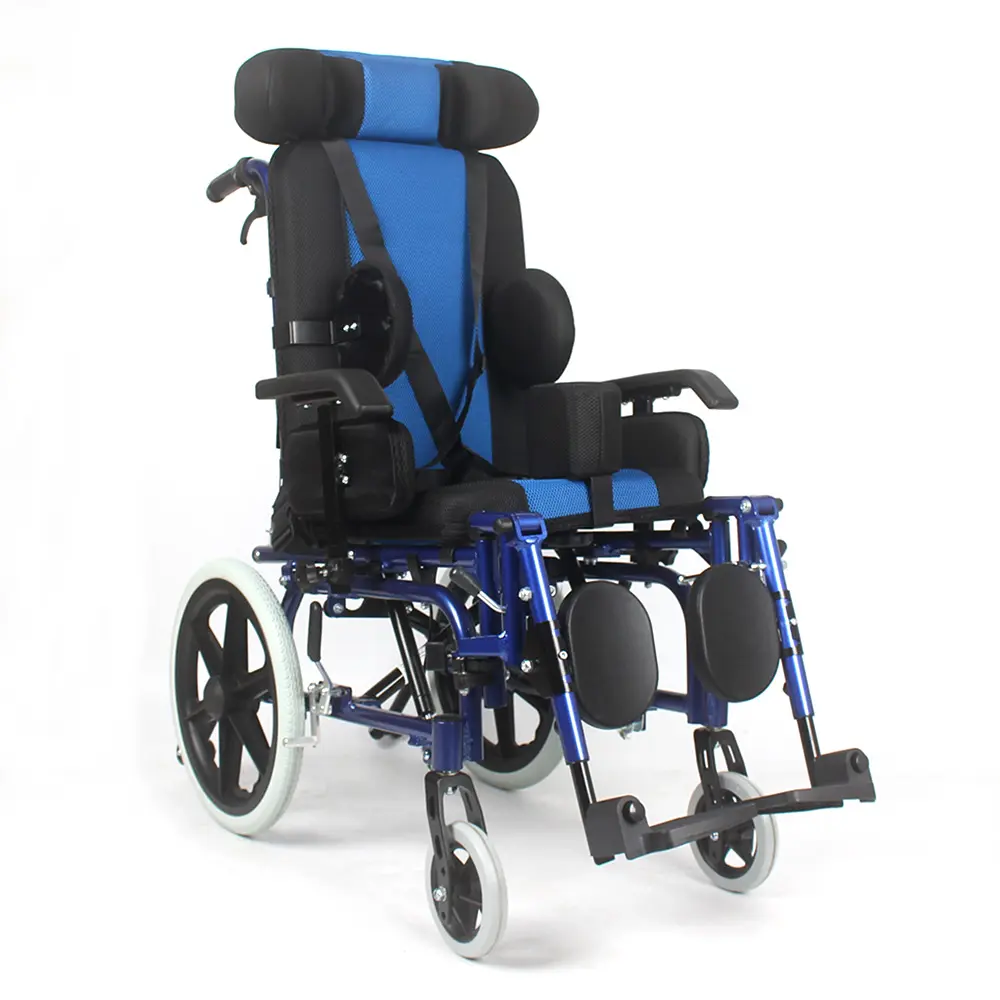 Детская инвалидная коляска с регулируемым углом наклона