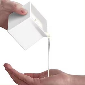 Vaso de vela de forma cuadrada blanca mate, tarros de vela de masaje de cerámica con tapa de Caño vertedor - Product Image 3