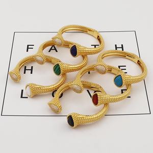 패션 여러 돌 옵션 보석 도금 <span class=keywords><strong>18k</strong></span> 골드 팔찌 사우디 아라비아 지르콘 보석 팔찌 세트 - Product Image 3