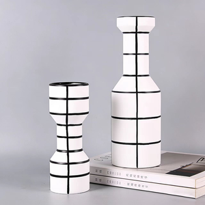 Vase à fleurs en résine géométrique abstraite de style minimaliste moderne, décoration de bureau, vase à grille artisanal pour <span class=keywords><strong>salon</strong></span> moderne - Product Image 3