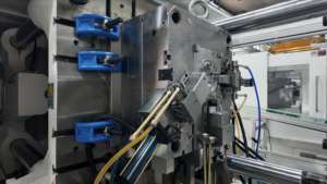 Oem & Odm Op Maat Gemaakt Professioneel Ontwerp Plastic Flens Spuitgietmatrijzen Professionele Fabricageservice