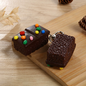 กระเป๋าจี้รูปลูกกวาดช็อคโกแลตจำลองขนาดเล็กมีสไตล์แปลกใหม่ที่น่าสนใจสำหรับผู้ชายและผู้หญิง - Product Image 3