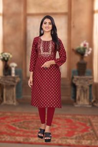 Rayonne à la demande de 14kg avec impression en feuille Kurti pour femme avec un beau travail de motif de séquence de broderie - Product Image 3