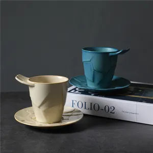 Mug porselen Matte gaya Nordic kreatif cangkir air keramik porselen cangkir kopi keramik dengan piring