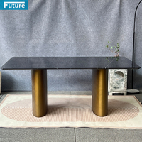 Mesa de comedor de mármol Marqulina negra superior rectangular de tamaño más grande con pata de Metal dorado para Villa Mansions Apartment Hotel Restaurant