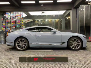 ชุดแต่งคาร์บอนไฟเบอร์สไตล์ W12 สำหรับ Bentley Continental GT 18+ ประกอบด้วยลิ้นกันชนหน้า สเกิร์ตข้าง ดิฟฟิวเซอร์หลัง สปอยเลอร์หลัง - Product Image 6