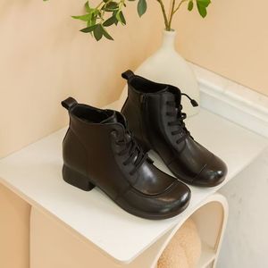 Nouvelles Chaussures Légères Automne/Hiver 2025 pour Femmes : Bottes, Mules et Chaussures de Marche en Cuir à Talons - Product Image 1