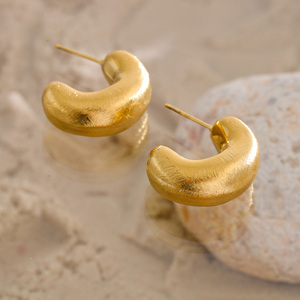 <span class=keywords><strong>Orecchini</strong></span> a Cerchio Mchic 904 dal Design Raffinato, in Acciaio Inossidabile Placcato Oro, a Forma di C, per Vendita all'Ingrosso Vintage - Product Image 2