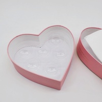 Boîte à chocolat personnalisée en carton rigide en forme de cœur avec couvercle, logo UV, divers inserts pour l'emballage de boîtes cadeaux