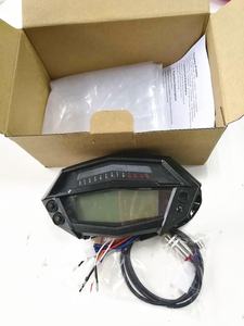 Tachimetro LCD Universale Modificato per Moto Z1000 con 7 Colori Regolabili - Product Image 3