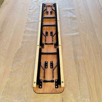 Vente en gros d'usine de bancs en bois pliables pour les banquets d'hôtel modernes, les mariages, les tables de restaurant, les ensembles de table à manger pliables