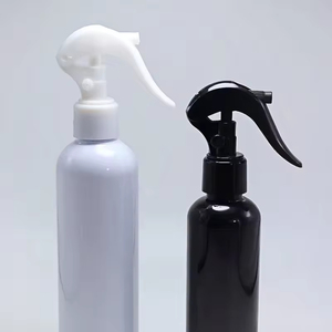 Botellas de Spray de Agua con Gatillo de Plástico Blanco y Negro, Pulverizadores de Niebla Fina de 6oz, 8oz y 16oz, Recargables, para Peluquería, Cabello, Hogar y Salón - Product Image 2