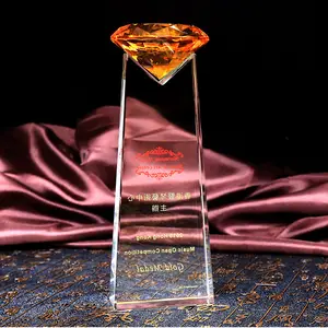 Kunden spezifische Top Grade Crystal Glass Trophy Großhandel Crystal Crafts Souvenir Glass Crystal Award Trophy