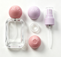 Flacon pulvérisateur de parfum en verre transparent de 35 ml, vide, portable, format voyage, avec bouchon à vis rectangulaire, corps exquis, pulvérisation par pression