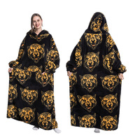 2024 nouveau 100% Polyester personnalisé dessin animé conception portable couverture en peluche surdimensionné couverture à capuche pour adulte grand surdimensionné