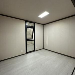 Maison modulaire pliable <span class=keywords><strong>Granny</strong></span> Flat de 40 pieds, résistante aux ouragans, avec 5 chambres, design moderne, villa avec cuisine extérieure - Product Image 6