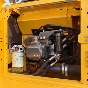 Nuevo y Usado para Excavadora de Cadenas PC220-8/PC220-7, Peso Operativo de 22 Toneladas, Sistema Totalmente Hidráulico, Motor con 1 Año de Garantía - Product Image 4