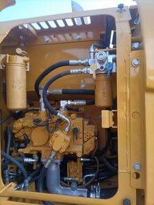 CAT 312D a utilisé des heures de travail d'excavatrices de chenille basses excavatrice d'occasion de chenille de 12 tonnes - Product Image 6