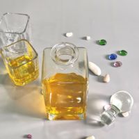 Gran oferta, decantador de vidrio de roca cuadrada pesada sin plomo para whisky, barra transparente, botella de fiesta de Hotel