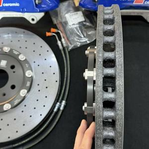 Étriers de frein d'usine avec kit carbone-céramique <span class=keywords><strong>4</strong></span> pistons pour Audi A5 A6 A7 B8 B9 RS4 RS5 Sportback TT Kia K5 Sedona Sephia - Product Image 4