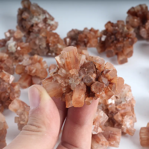 Cristalli naturali di vendita calda campione minerale di nefelina Aragonite marrone per la decorazione domestica - Product Image 3